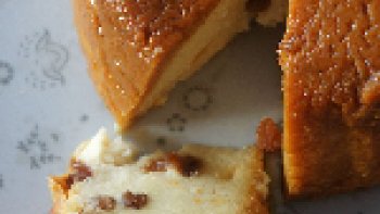 Apprenez à préparer le gâteau de semoule, très facile à préparer et idéale pour les enfants.