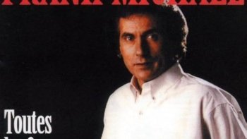 " Les voix s'envolent, les chansons demeurent..Et dans chaque refrain
 d'amour, une part de l'artiste continue de vivre".
