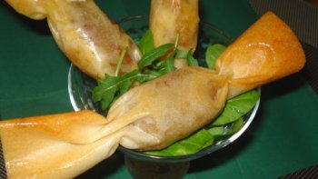 Vous pouvez servir ces bonbons en Apero ou en entrée, accompagnés d'une salade.