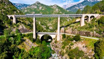 De mes origines lointaines, PACE SALUTE, petite balade sur la plus grande île française, c'est l'Île de Beauté.