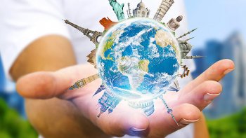 Il est dit que nous ne pouvons avoir assez d'une vie pour tout
visiter, mais un voyage virtuel nous fait découvrir le plus aisément
possible la beauté sur cette terre.