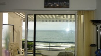 fenêtre vue mer