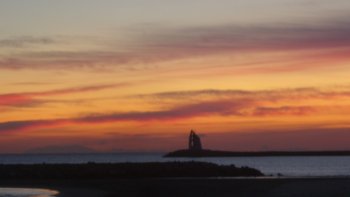 À la demande de Nini....voici des couchers de soleil....j'espère que ces rééditions vous plaira !