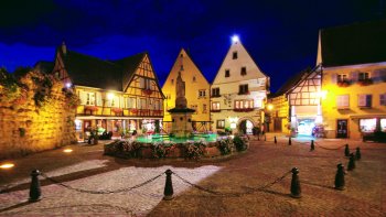 Classé parmi les plus beaux villages de France, Eguisheim est une étape incontournable lors d'un séjour en Alsace 
