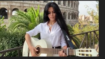 Ti Amo est un poème d'amour qui a un très grand succès.
Moi-même, Jean Pierre Villebramar, en suis l'auteur