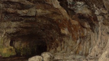 Si vous visitez la Source du Lison à Nans sous Sainte vous ne pourrez pas ne pas voir une immense grotte...