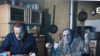 "Plus on est de fous' Plus on rit' Alors vous pouvez vous joindre à NINI* qui vous invite...P*T*D*R* 'le délire"!