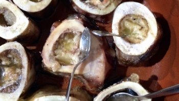 Voilà une idée originale qui ne devrait pas vous laisser indifférents. Le résultat est d'une grande finesse, très gouteux avec des parfums de viande grillée et noisette.