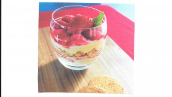 Si vous aimer la tarte au fraises, je vous propose un dessert très rapide et très simple à réaliser pour un diner surprise.