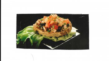 La cuisine Française fait référence à divers styles gastronomiques dérivés de la tradition Française, elle à evolué au cours des siècle et codifiée par Auguste Escoffier.