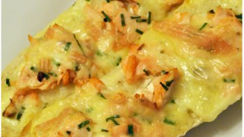 BAGUETTE au four au SAUMON et au MUNSTER