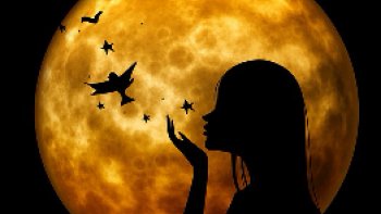 Les etoiles nous attirent ...la nuit nous aspire....l'univers nous inspire...
..là haut on danse avec les stars...
