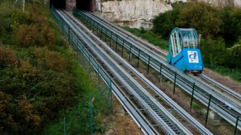 Bonjour à tous. Une énigme pas trop difficile...