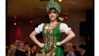 partagé avec Charlotte   un spectacle toujours réjouissant et entraînant...
si vous prenez 7 minutes  de votre temps ..merci 
