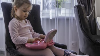 Oderay,Marief,Doris, Eliane,Nini,Micheline,Viviane,Danys et vous Messieurs :
Lucciolo 1, Lucciolo 2, Lucciolo 3 Lucciolo .....,Jean, Alain, Ringard (?), Jean-luc, Michel....
 MERCI POUR VOTRE COLLABORATION AMICALE ET ARTISTIQUE.