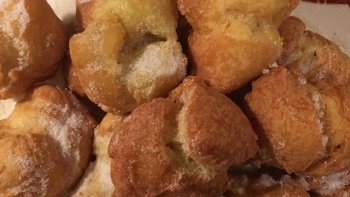 Trêsor de fin gourmet. Le plus gros de tous les beignets qui existent.