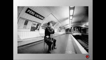 Des humoristes photographes, dont Janol Apin, se sont amusés à renommer des stations de métro en les illustrant... de façon imagée.