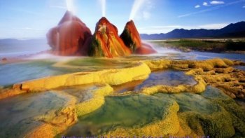 Où que l'on aille dans le monde 
Dame Nature a laissé son empreinte,parfois étonnante,sur certain site "
"comment ça tient debout ...?