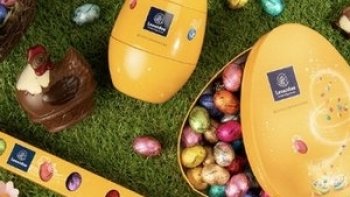 Cloches, lapins, poules, poussins, œufs de Pâques… Mais pourquoi tous ces sujets en chocolat envahissent-ils nos jardins à l’arrivée du printemps? Et d’où nous vient cette jolie tradition des œufs décorés? Entre coutumes datant de l’Antiquité, religions, légendes récentes et gourmandise,