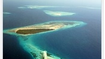 POUR FINIR LE VOYAGE EN TANZANIE

Zanzibar, en swahili Funguvisiwa ya Zanzibar, est un archipel de l'océan Indien situé en face des côtes tanzaniennes, formé de trois îles principales (Unguja, Pemba et Mafia) et de plusieurs autres petites îles