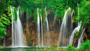         LES VACANCES POUR TOUS ? ALORS LISEZ CE TEXTE  !