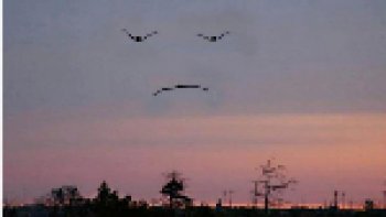 Âmes , sensibles  s'abstenir  (carré blanc)