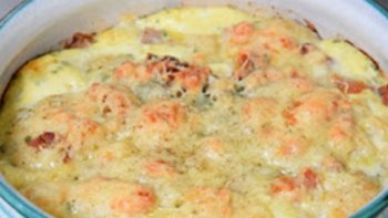 Un savoureux clafoutis salé et léger, à servir en entrée ou en plat principal accompagné d'une bonne salade.