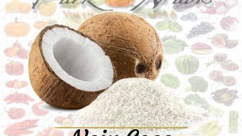 Il est fondant facile à réaliser et savoureux. INGRÉDIENTS : 4 verres d'eau (800 ml.) -1 verre de lait (200 ml.) - 1 tasse de sucre (170 gr.) - 1 verre à thé de maïzena (30 gr. ) - 1 verre de farine (50 gr.) - 1 sachet de vanille (5 gr.) -- POUR LA SAUCE AU CHOCOLAT : 250 ml. de lait - 2 c. à soupe de sucre (30 gr.) - 1 c. à café d'amidon (8 gr.) - 1 c. à café de pleine de cacao (5 gr.) - 1 c. à café de beurre - Un petit morceaux de chocolat - Noix de Coco. ! Régalez-vous ! ------ Se sont Les Musclés : qui vous interprète " Le Chacha d'Isabelle " , titre des Musclés paru en 1992 sur l'album " La Bourrée des Musclées " . Les fans des series d'AB Productions reconnaîtront deux visages familiers : Isabelle Bouysse, alias Estrella et Carole Fantony, danseuses de Dorothée et comédienne, aperçue dans des nombreuses sitcoms. !