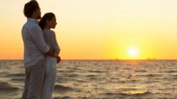 "Pour vivre  ensemble,  il faut  une  brassée d'amour,  et une pincée  d'humour  "..