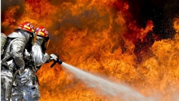 TEXTE Oderay; Musique:Joël  Hannier ::Chant du silence....Images libres de droit