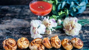 Avec cette recette, vous allez épater vos convives.  Alors pour vos prochains Apéro, je vous recommande de faire cette recette de feuilletées.