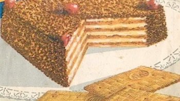 Le gâteau de Famille appelé aussi parfois Thé Brun, est d'origine Grenobloise qui vient des Biscuits Brun, très connu dans la première moitié du XXème siècle. 