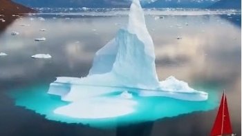 Le Groendland, est un pays constitutif du Danemark, situé entre les océans Arctique et Atlantique.C'est  la deuxiéme plus  grande île du monde. Plus des 3/4 de son territoire, sont couverts par la calotte glacière, en dehors  de l'Antarticque.La population  est la moins dense au monde :56.562 habitants  en 1922 pour les peuples de l'Articque, dont les ancêtres ont migré  depuis  le Canada.