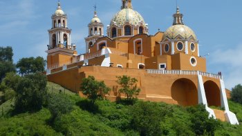 Mexico, mégalopole de 21 000 000 d'habitants, ses richesses archéologiques  et ses villes coloniales au nord, classées au patrimoine mondial de l'Unesco, je vous invite à les découvrir. Ce sera une première partie, de ce voyage.