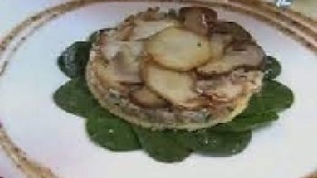 C'est Jean-Yves Piccinali que vous propose aujourd'hui de réaliser la tarte aux cèpes selon une recette typiquement gardoise ! ------ Suivi par la vidéo " Les Indochinois et le Riz de Camargue" ! En 1930, 20 000 Vietnamiens furent réquisitionnés, la plupart de force, pour partir en France afin d travailler dans les usines d'armement. A l'automne 1941, 500 d'entre eux furent envoyés en Camargue, où ils participèrent à la relance de la riziculture. Ce documentaire retrace cette histoire largement oubliée. ! Bonne journées à tous. !