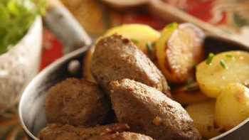 Quenelles de Foie ou Lewerknepfles est un plat traditionnel alsacien.