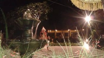 Devenez enquêteur et découvrez où a été prise la photo du jour lancée par notre Ordissinaute la plomb44 ! Tous les moyens sont bons pour trouver... recherchez dans le dictionnaire, sur internet, ou dans vos photos personnelles et déposez en commentaire votre réponse. Quelques indices vous aideront dans vos recherches... 