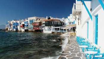 Peut-être pour certains revoir une ou des iles que l'on connait,  pour
d'autres ce beau coin de GRECE en mer EGEE, ou tout simplement
me suivre pour un périple sous le soleil et le ciel bleu. Merci de m'accompagner tout simplement!