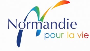 Une vidéo  qui vous fera voyager  dans cette belle région  l'Honneur  en  ce mois de juin ...
derrière  les images  magnifiques on peut entendre les "sanglots longs des violons ."....

