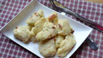 une recette facile pour faire avec la sauce à la crème ou avec le jus d'un rôti, ou une sauce tomate maison