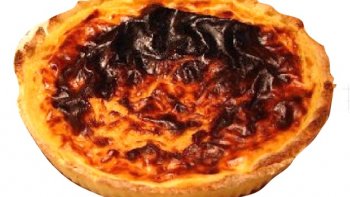 Dessert traditionnel du Haut Jura en Suisse,  dans le canton de Vaud. Le terme Papet est un vieux mot de dialecte bourguignon et romand désignant une bouillie ou soupe épaisse.