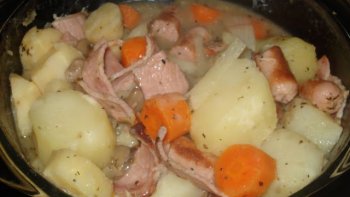 Savourez cette délicieuse recette la Potée Savoyarde concoctée par chef lucciolo !