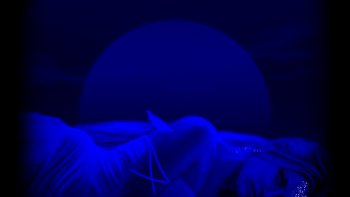 j'ai retrouvé ce texte que j'aime bien. La nuit me rassure et parfois me surprend ...tant de choses se passent dans le silence ...les rêves se transforment en réalité le temps d'un soupir ...