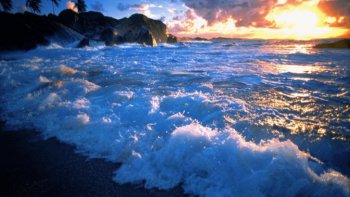 Lorsque le  temps s'obscurcit ,,on se prend à rêver ,..espérer  ou se laisser emporter  par la vague  pour oublier les chagrins...
texte écrit en 1983....