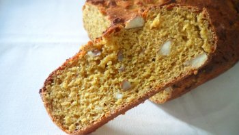 La Farine de Lupin est une poudre obtenue en broyant et moulant des céréales ou d'autres produits. ( farine de riz, son de riz, sarrasin, seigle, soja d'orge.). Excellente recette pour le petit-déjeuner. La farine est méconnue, sa richesse en fait un atout anti-fringale.