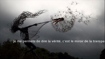 En fil de fer le sculpteur Robin wight réalise de magnifiques oeuvres.
Le texte est de:ANDRÉ BISSONNETTE
.Par Nanou et STAN