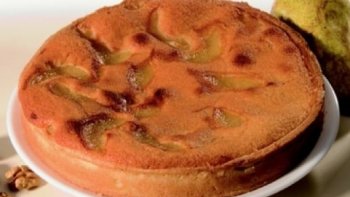 Cette spécialité tourangelle doit son nom aux poires de bon-chrétien, nom donné à différentes variétés de grosses poires. Facile à préparer, délicieuse et parfumée.