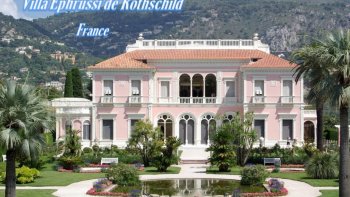 La villa Ephrussi de Rothschild est un magnifique palais de style Renaissance construit sur un sommet de la presqu'île du cap Ferrat, sur la Côte d'Azur, entre 1905 et 1912. Ce palais a été construit par la baronne Béatrice Ephrussi de Rothschild (1864-1934). Il est magnifique, n'est-ce pas ?