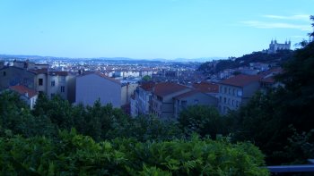 Laissons notre imagination parler, écrivons au rythme de l'envie. Notre ordissinaute Fayane laisse une nouvelle fois exprimer sa plume.